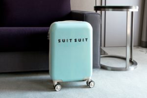Suitsuit Koffer Test: Handgepäck im Fifties Look